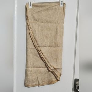 Yellow round tablecloth 56"